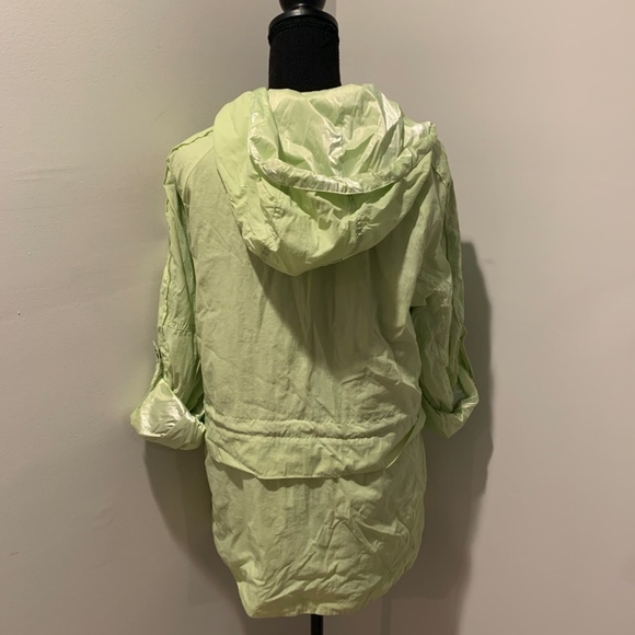 Lucky Brand Water Repellant Anorak jacket in Light Pistachio Medium NWT - Picture 3 of 8